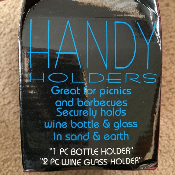 $5 Picnic Plus Wine Holders 🍷 - Picture 4 of 5